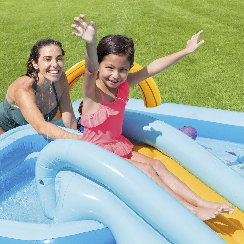 Piscina Divertida com Escorregador e Acessórios Exclusivos!