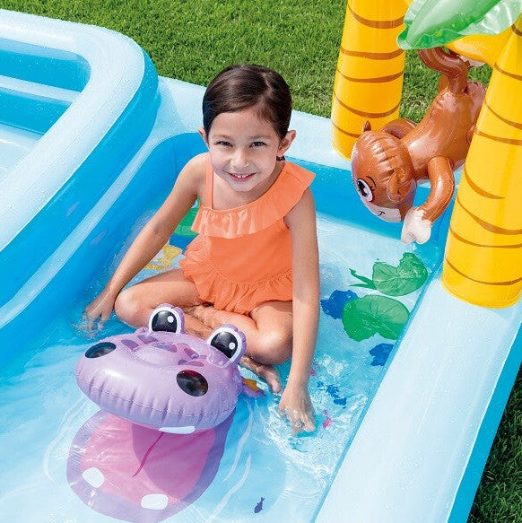 Piscina Divertida com Escorregador e Acessórios Exclusivos!